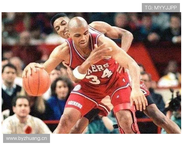 巴克利背身单打胜过马龙挡拆篮下效率更高