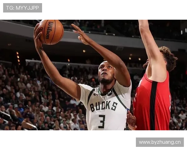 杜兰特连续两场关键时刻投篮命中率高于50%，超越字母哥发挥稳定